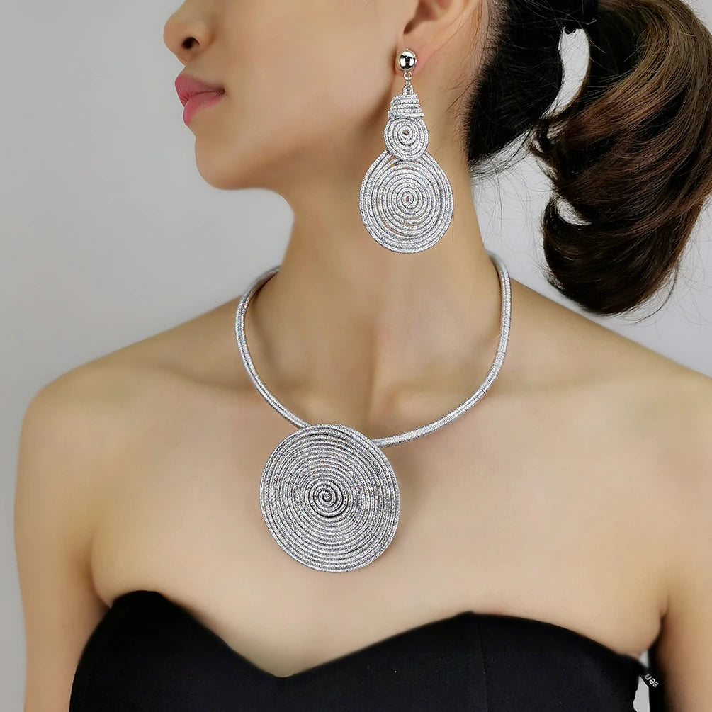 Hb49e8ee4b98b480b8e73fc324ffc833b4